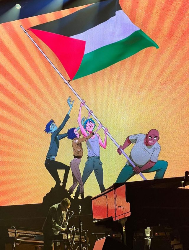 Konser Together for Palestine! Damon Albarn, Gorillaz, dan Deretan Musisi Dunia Bersatu - sumber foto Instagram damonalbarnunofficial Konser Together for Palestine! Damon Albarn, Gorillaz, dan Deretan Musisi Dunia Bersatu - sumber foto Instagram damonalbarnunofficial