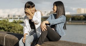 Kenalan dengan Otrovert, Tipe Kepribadian Baru di Antara Introvert dan Extrovert ilustrasi Otrovert, Kepribadian Baru yang Resmi Diakui Psikiater - sumber foto Freepik