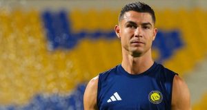 Kekayaan Cristiano Ronaldo Tembus Rp22 Triliun, Jadi Pemain Bola Pertama yang Capai Status Miliarder! Kekayaan Cristiano Ronaldo Tembus Rp22 Triliun, Jadi Pemain Bola Pertama yang Capai Status Miliarder!