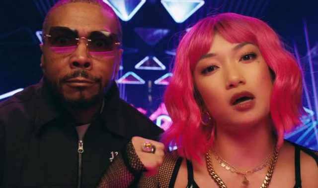 Timbaland Perkenalkan Musisi AI Pertamanya “Tata Tak Tumi” Lewat Video Musik Timbaland Perkenalkan Musisi AI Pertamanya “Tata Tak Tumi” Lewat Video Musik