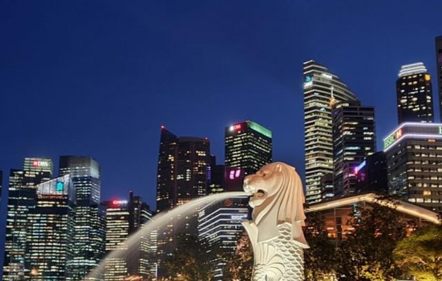 Singapura Dinobatkan Sebagai Negara Paling Aman di Dunia untuk Jalan Kaki Malam Hari Singapura Dinobatkan Sebagai Negara Paling Aman di Dunia untuk Jalan Kaki Malam Hari