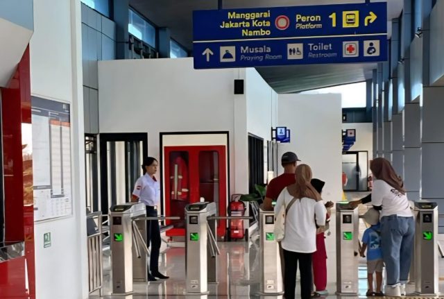 Setahun Beroperasi, Lintas Nambo Kian Ramai Volume Pengguna Commuter Line di Pondok Rajeg Naik 50 Persen