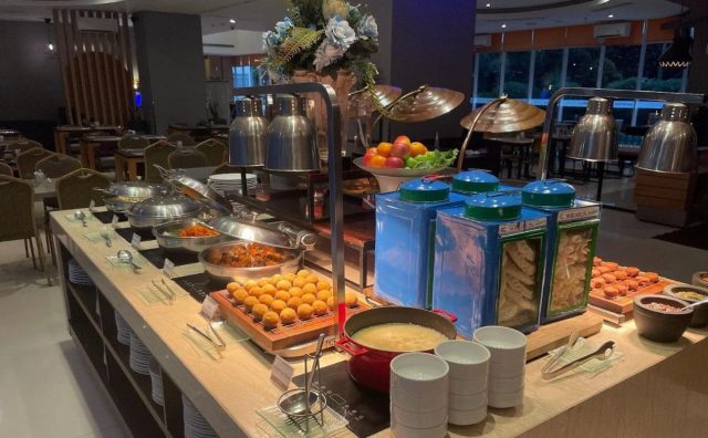 “Hangatnya Cita Rasa Nusantara di Rustik Bistro & Bar Harper MT Haryono Jakarta”