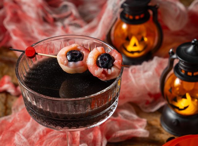 Halloween Gran Meliá Jakarta, koktail Black Widow, acara seni Halloween, Bartega Jakarta, workshop Butterfly, hotel Jakarta, perayaan Halloween 2025, Halloween