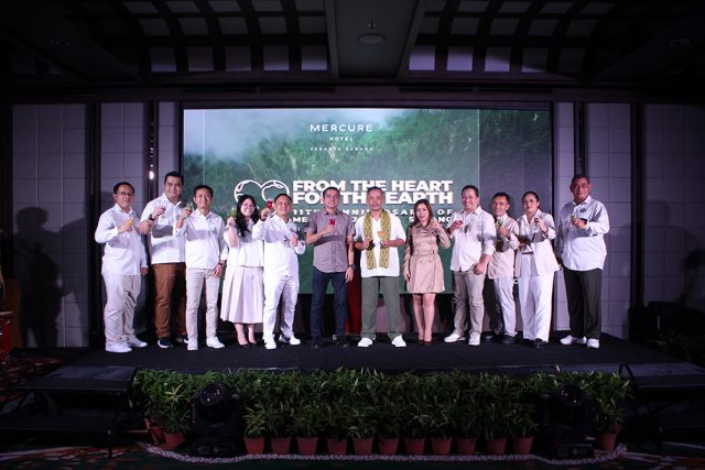 Mercure Jakarta Sabang merayakan ulang tahunnya ke-11 dengan tema From the Heart for the Earth - sumber Mercure Sabang