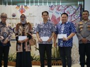 Festival Batik Depok 2025 Resmi Dibuka di Hotel Santika Depok Festival Batik Depok 2025 Resmi Dibuka di Hotel Santika Depok