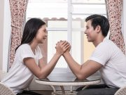 Ngobrol Receh Tapi Bikin Awet! Ternyata Obrolan Random Bisa Jadi Rahasia Hubungan Langgeng Ngobrol Receh Tapi Bikin Awet! Ternyata Obrolan Random Bisa Jadi Rahasia Hubungan Langgeng