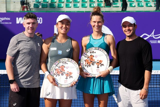 Janice Tjen, petenis muda Indonesia menang WTA 250 Guangzhou - sumber foto Instagram janicetjen Janice Tjen, petenis muda Indonesia menang WTA 250 Guangzhou - sumber foto Instagram janicetjen