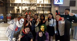 Serunya Halloween In The Sky di Altitude Sky Lounge ASTON Inn Pandanaran Semarang, Makan Malam dengan Nuansa Horor Elegan