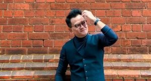 Hedi Yunus Rilis “Rasa Tak Tersampaikan” Lagu Baru untuk Perasaan yang Lama Dipendam, Kolaborasi Hangat dengan Melly Goeslaw Hedi Yunus Rilis “Rasa Tak Tersampaikan” Lagu Baru untuk Perasaan yang Lama Dipendam, Kolaborasi Hangat dengan Melly Goeslaw