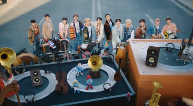 SEVENTEEN Rilis MV "God of Music" Kolaborasi dengan Smurfs