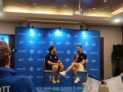 Dinding Juara Berbicara, Kisah Gary Cahill di Ascott Sudirman Jakarta Gary Cahill di Ascott Sudirman Jakarta - sumber foto Adi/Urbanvibes