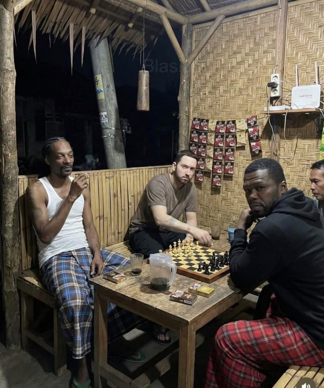 Snoop Dogg Unggah Foto “Indonesia Vibe” - sumber foto Facebook SnoopDog