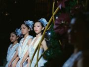 “Gifts of Joy” Sheraton Surabaya Menutup Tahun dengan Kehangatan dan Cahaya Sheraton Surabaya Gifts of Joy - sumber foto Sheraton