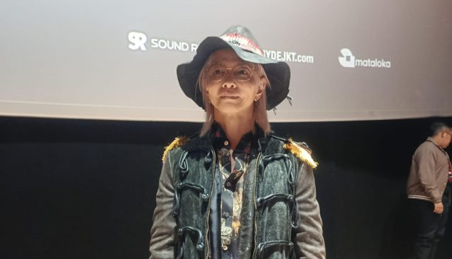 Hyde L'Arc-en-Ciel saat press conferences di Indonesia - sumber foto Adi/Urbanvibes