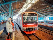 Libur Nataru 2025, Commuter Line Jabodetabek Layani 3,5 Juta Penumpang dalam Empat Hari Libur Nataru 2025 Commuter Line - sumber foto Commuter Line