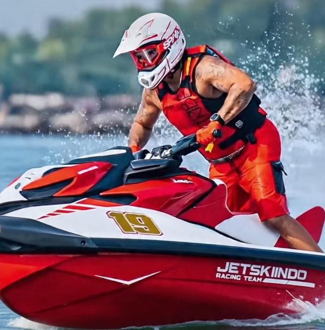 Aero Sutan Aswar sukses mempersembahkan medali emas untuk Indonesia di nomor endurance open jetski SEA Games 2025 Thailand - sumber foto Instagram Aero Sutan Anwar