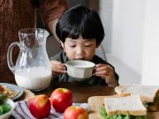 Cara Memilih Susu Pertumbuhan Anak: Nutrisi Tepat dan Belanja Online Aman