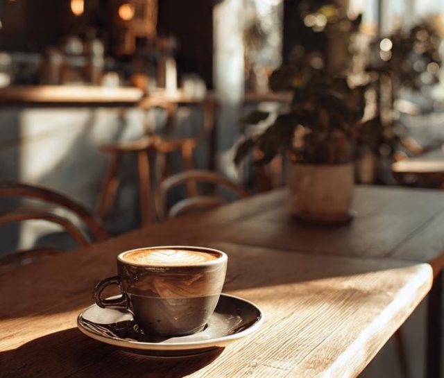 ilustrasi kedai kopi dan coffe shop di Indonesia - sumber foto metaai