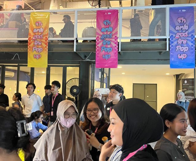 Thank God It’s Pop Up! - sumber foto Mercu Buana
