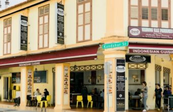 Nasi Padang Dianggap Warisan Budaya, Singapura Turun Tangan Selamatkan Restoran Warong Nasi Pariaman Hampir Tutup, Singapura Turun Tangan Selamatkan Restoran Warong Nasi Pariaman