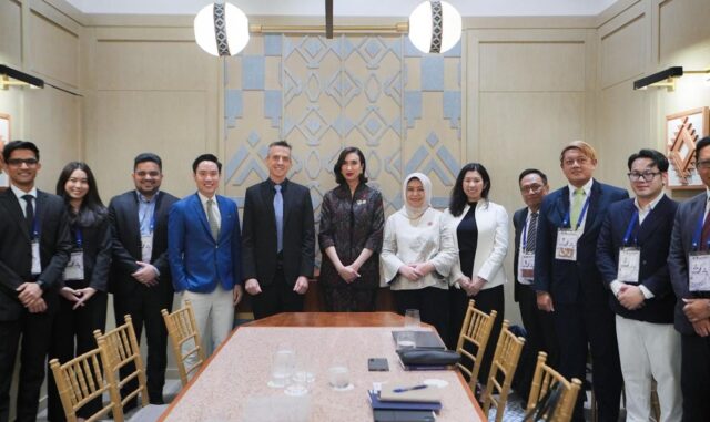 Target 17,6 Juta Wisman 2026, Menpar Widiyanti Gandeng Mitra Global di ASEAN Tourism Forum Target 17,6 Juta Wisman 2026, Menpar Widiyanti Gandeng Mitra Global di ASEAN Tourism Forum