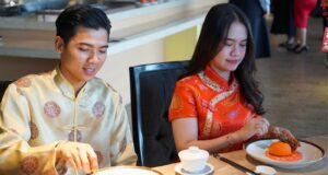 Rayakan Tahun Kuda Api, Grand Swiss-Belhotel Darmo Surabaya Suguhkan Lunar New Year Live Cooking Experience