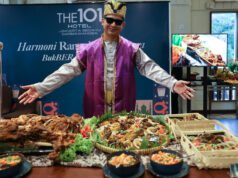 THE 1O1 Jakarta Sedayu Darmawangsa Luncurkan Iftar Buffet Ramadan 2026 “Harmoni Ramadan Nusantara” Bukber Ala Sultan Menyambut bulan suci Ramadan 2026, THE 1O1 Jakarta Sedayu Darmawangsa resmi meluncurkan program Iftar Buffet Ramadan dengan konsep Harmoni Ramadan Nusantara dan tagline “Bukber Ala Sultan.” Acara peluncuran ini diselenggarakan di Dwangsa9 Resto & Lounge, yang berlokasi di area lobby selatan The Darmawangsa Square.