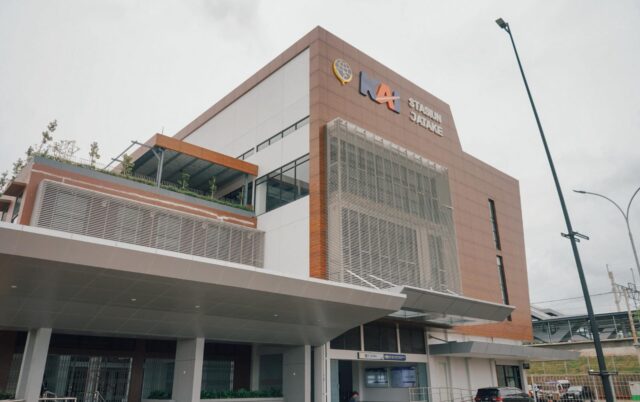 Stasiun Jatake Catat 5 Ribu Lebih Pengguna dalam Empat Hari Operasi, Jadi Alternatif Baru Commuter Line Stasiun Jatake Catat 5 Ribu Lebih Pengguna dalam Empat Hari Operasi, Jadi Alternatif Baru Commuter Line