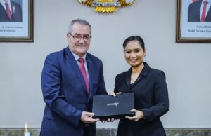 Wisata Religi hingga Alam Jadi Fokus, Indonesia–Aljazair Siapkan Kolaborasi Strategis Wakil Menteri Pariwisata Ni Luh Puspa menyambut Ketua Majelis Rakyat Nasional Aljazair Mohamed Yazid Benhemmouda di Gedung Sapta Pesona, Jakarta, Rabu (21/1/2026).