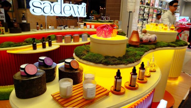 Pop-Up Store Sadewi Essential - sumber foto Ririn/Urbanvibes Pop-Up Store Sadewi Essential - sumber foto Ririn/Urbanvibes