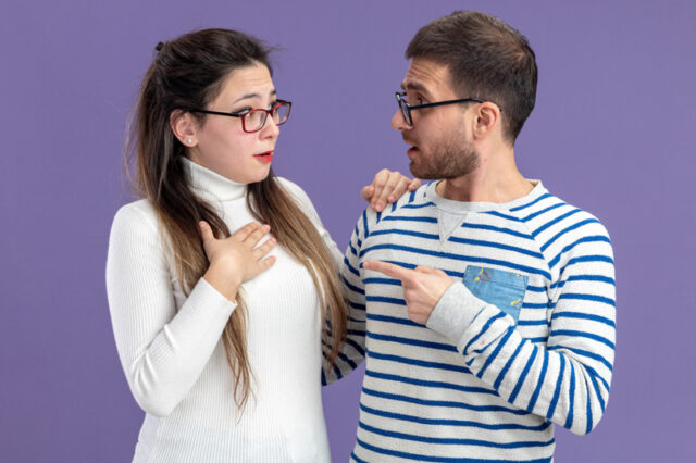 Ilustrasi Bukan Lagi Chat Random: Ini Bedanya PDKT Usia 20 vs 30. Foto: Freepik