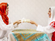 Ini 5 Hikmah Sosial Saat Puasa yang Bikin Kita Jadi Pribadi yang Lebih Peka Ini 5 Hikmah Sosial Saat Puasa yang Bikin Kita Jadi Pribadi yang Lebih Peka