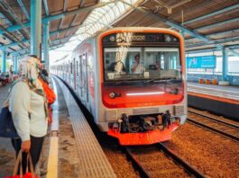 Hari Pertama WFA Jelang Lebaran 2026, Penumpang Commuter Line Jabodetabek Turun 29 Persen