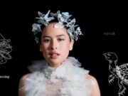 Maudy Ayunda Hadirkan Nuansa Sendu Lewat “Di Tepi Lamunan” OST Para Perasuk Maudy Ayunda Hadirkan Nuansa Sendu Lewat OST “Di Tepi Lamunan” untuk Para Perasuk