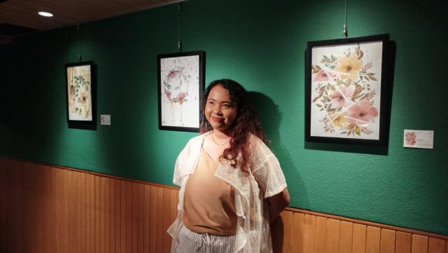 Pameran “Whispers in Bloom” karya Puti Mustika