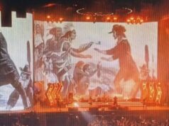 The Strokes Bikin Coachella 2026 Memanas, Visual Gaza di Panggung Picu Perdebatan Global The Strokes Bikin Coachella 2026 Memanas - sumber foto Istimewa