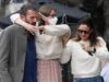 Jennifer Garner dan Ben Affleck Kompak Dampingi Violet ke Klinik, Bukti Co-Parenting Mereka Masih Solid Jennifer Garner dan Ben Affleck Kompak Dampingi Violet ke Klinik - sumber foto Instagram/musiccreedlive