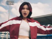 Isyana Sarasvati Hidupkan Kembali Garuda di Dadaku, Lagu Legendaris NTRL Kini Hadir Lebih Emosional Isyana Sarasvati Rilis MV Garuda di Dadaku - sumber foto Youtube/ BASE Entertainment Indonesia
