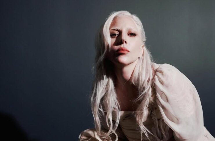 Dari Telepon Meryl Streep ke Panggung Milan, Begini Fakta Menarik Cameo Lady Gaga di “The Devil Wears Prada 2”