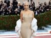 Kim Kardashian Akui Menyesal Pakai Gaun Marilyn Monroe di Met Gala 2022 Kim Kardashian Akui Menyesal Pakai Gaun Marilyn Monroe di Met Gala 2022