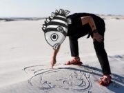 Momen Langka! Eiichiro Oda Gambar Luffy di Pasir saat Datangi Set One Piece S3 Momen Langka! Eiichiro Oda Gambar Luffy di Pasir saat Datangi Set One Piece S3