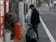 Jepang dan Korea Selatan Panic Buying Kantong Sampah, Ternyata Alasannya Lebih Serius dari yang Dibayangkan! Jepang dan Korea Selatan Panic Buying Kantong Sampah - sumber foto istimewa