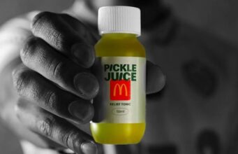 McDonald’s Selandia Baru Ubah Air Acar Jadi Minuman Atlet, Dipakai Pemain Auckland FC untuk Lawan Kram! McDonald’s Selandia Baru Ubah Air Acar Jadi Minuman Atlet - sumber foto Istimewa
