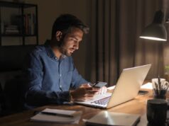 Dead Internet Theory: Kenapa Internet Sekarang Terasa Makin Hampa dan Tidak Autentik? ilustrasi Dead Internet Theory - sumber foto Istimewa