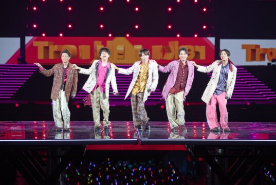 Arashi Resmi Berpisah Setelah 27 Tahun, Konser Terakhir di Tokyo Dome Bikin Fans Menangis Arashi Resmi Berpisah Setelah 27 Tahun - sumber foto X/Arashi_Official