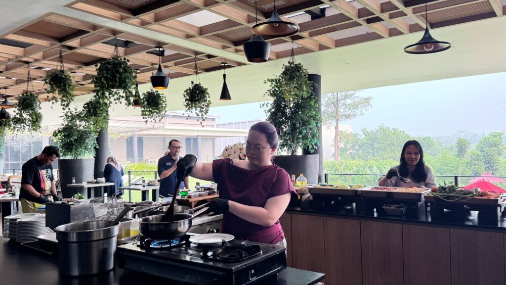 Lomba Racik Sambal Juara di Aston Serang - sumber foto istimewa