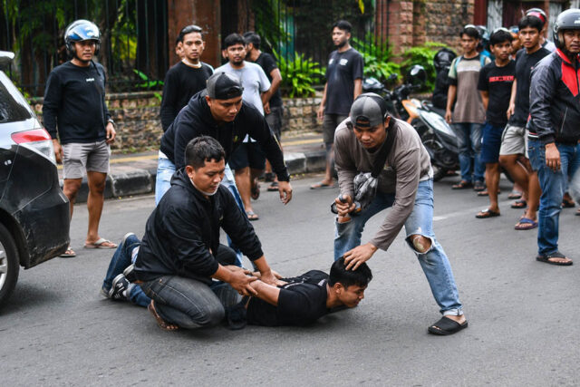 ilustrasi Dedi Mulyadi Siapkan Hadiah hingga Rp50 Juta bagi Warga yang Berhasil Melumpuhkan Begal - sumber foto istimewa