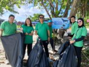 BW Suite Belitung Ajak Jaga Surga Tanjung Tinggi Lewat Aksi Bersih Pantai, Bukti Pariwisata Berkelanjutan Dimulai dari Hal Sederhana kegiatan CSR BW Suite Belitung - sumber foto Isitmewa