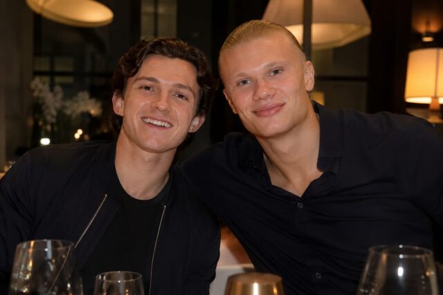 ilustrasi Erling Haaland dan tom hollan dinner - sumber foto AI/ChatGPT